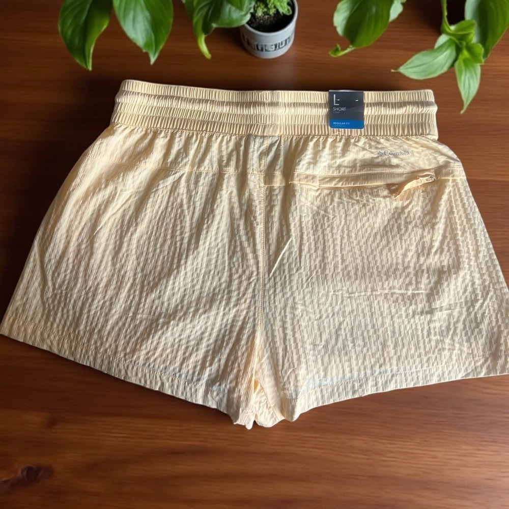 Columbia Women's Boundless Trek Active Shorts Size L Inseam 3" - Picture 2 of 7